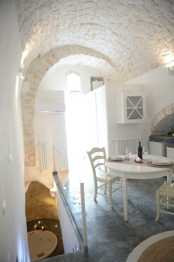 White Luxury Suite Ostuni By Gonewlocation Exterior photo