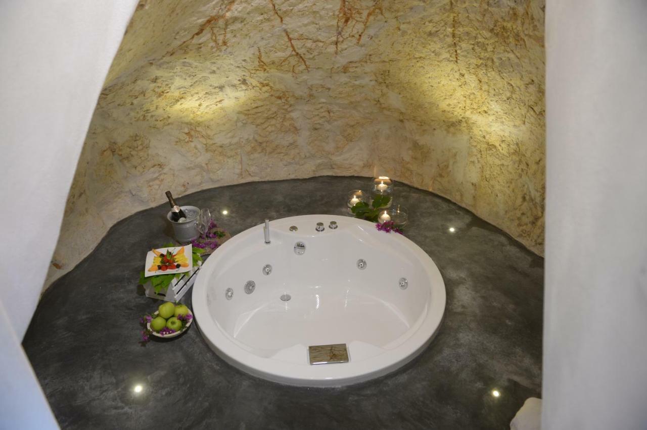 White Luxury Suite Ostuni By Gonewlocation Exterior photo