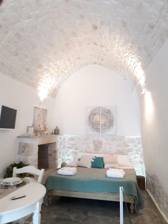 White Luxury Suite Ostuni By Gonewlocation Exterior photo